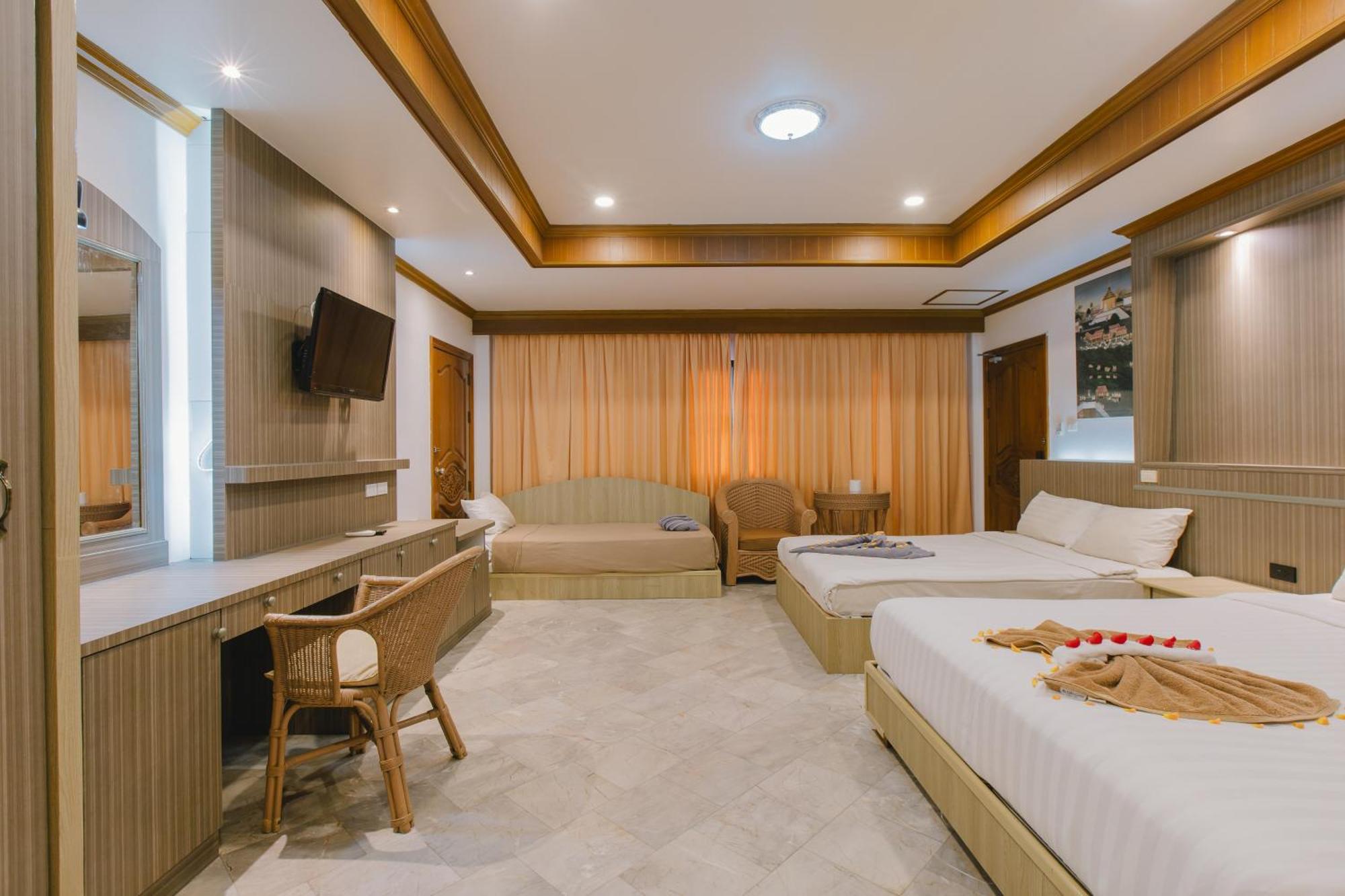 Royal Prince Residence Patong Rum bild