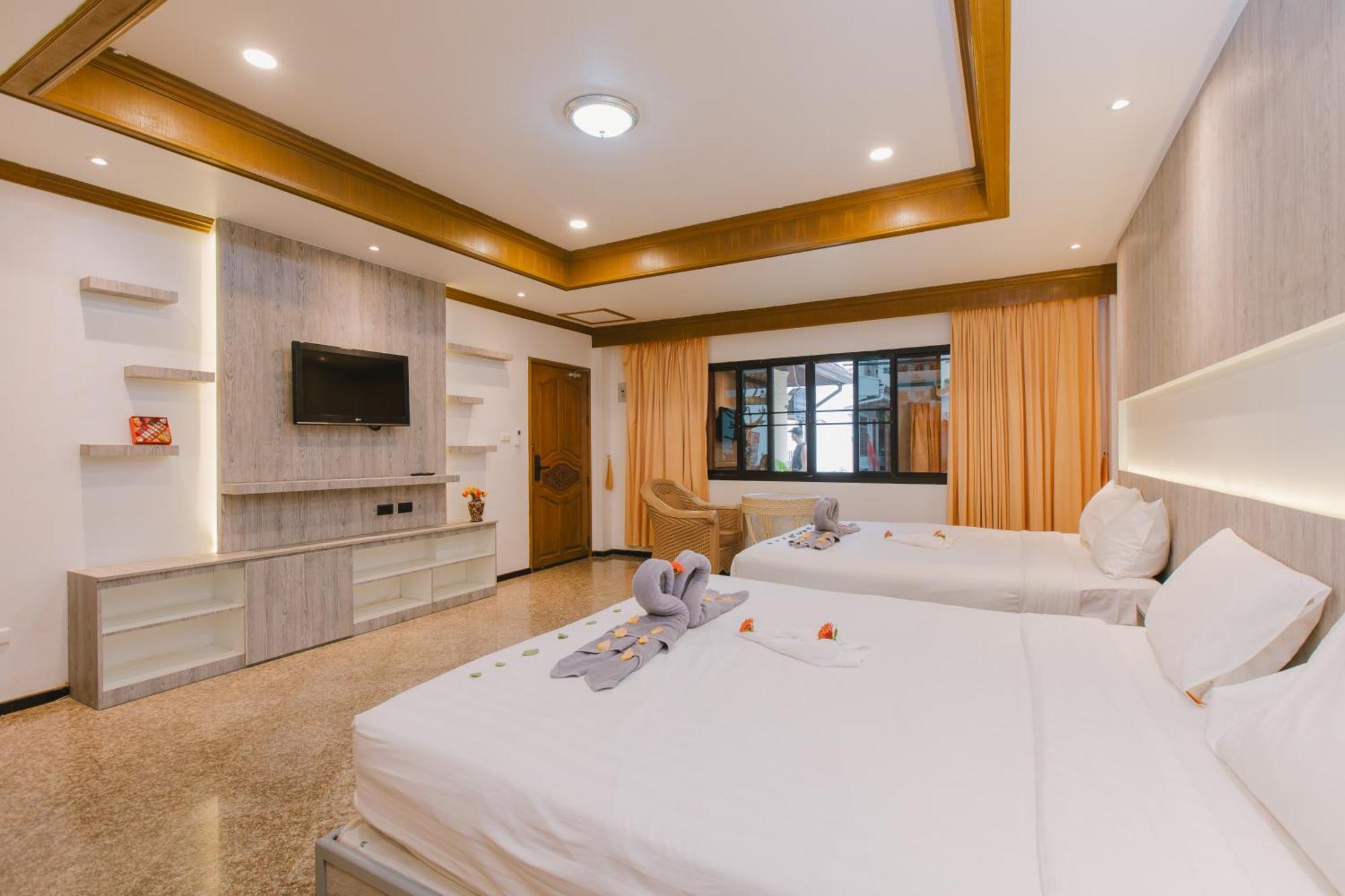 Royal Prince Residence Patong Rum bild