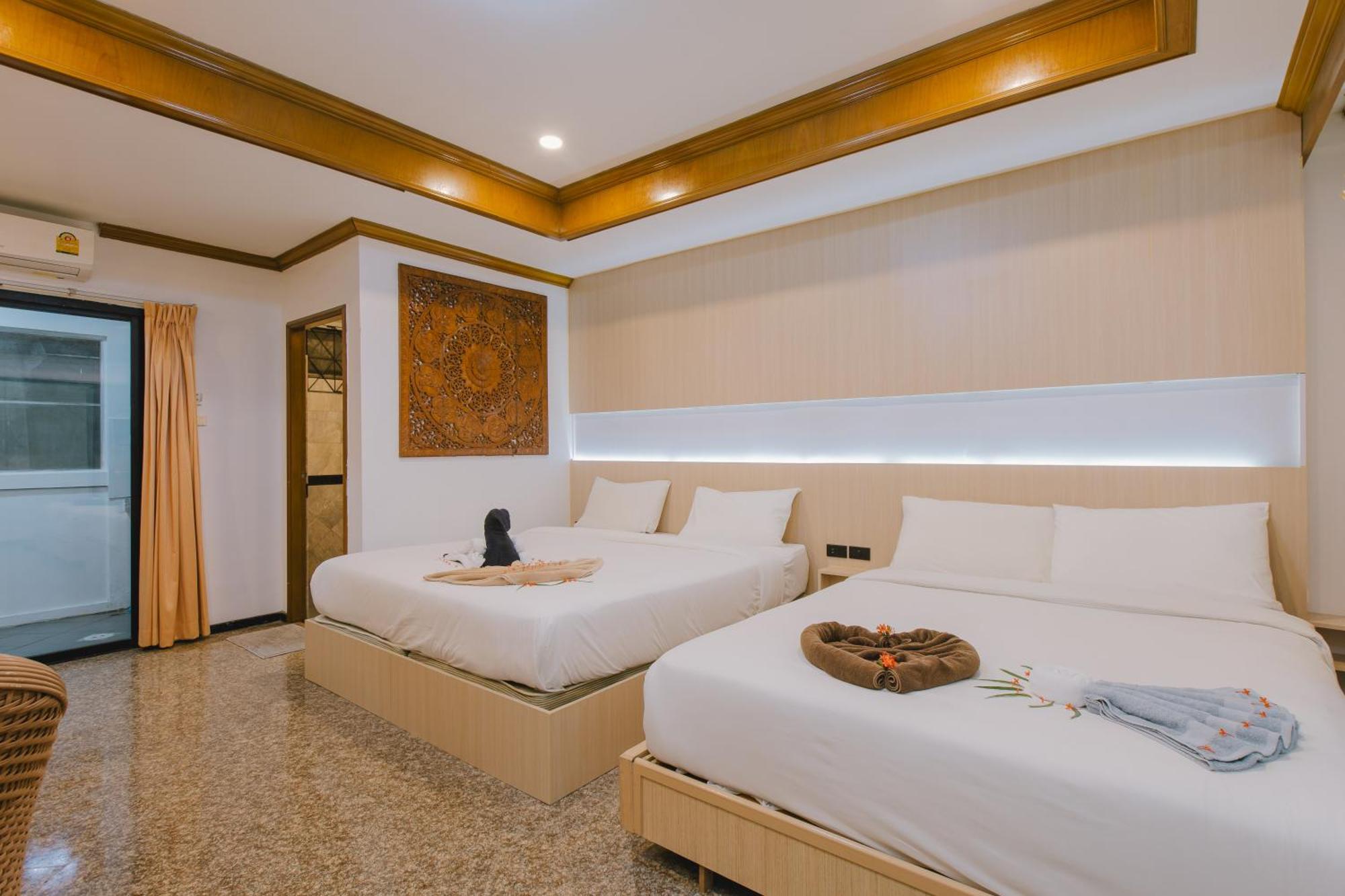 Royal Prince Residence Patong Rum bild
