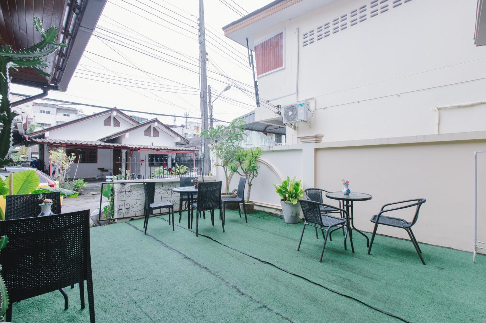 Royal Prince Residence Patong Exteriör bild